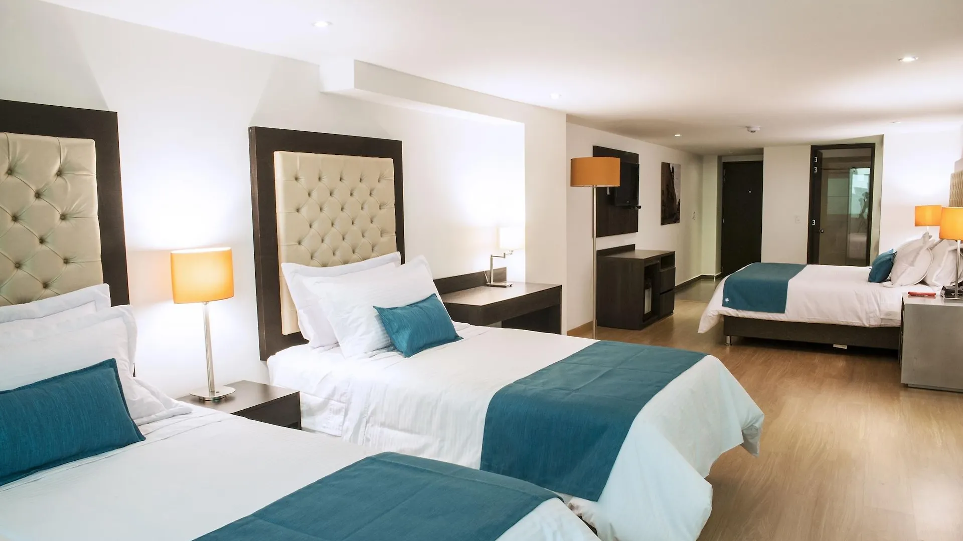 Hotel Grand Park Bogotá 4*,